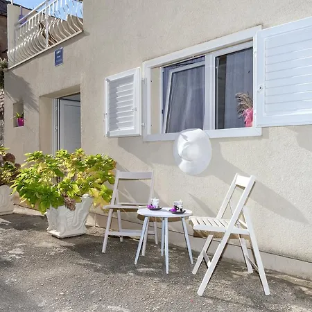 Soba Lavander Apartman Vrboska