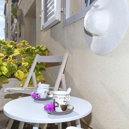 Soba Lavander Apartman