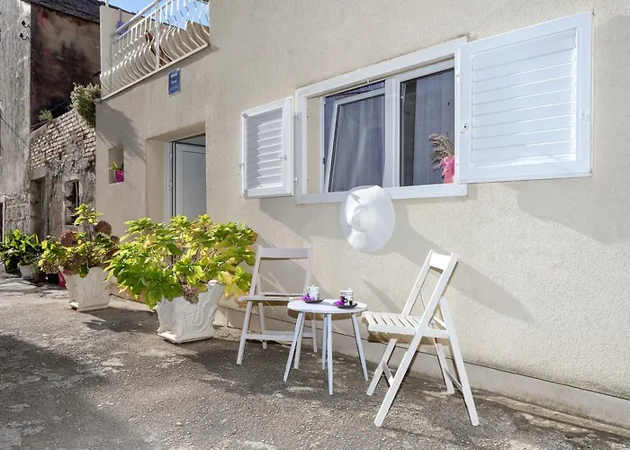 Soba Lavander Apartment Vrboska